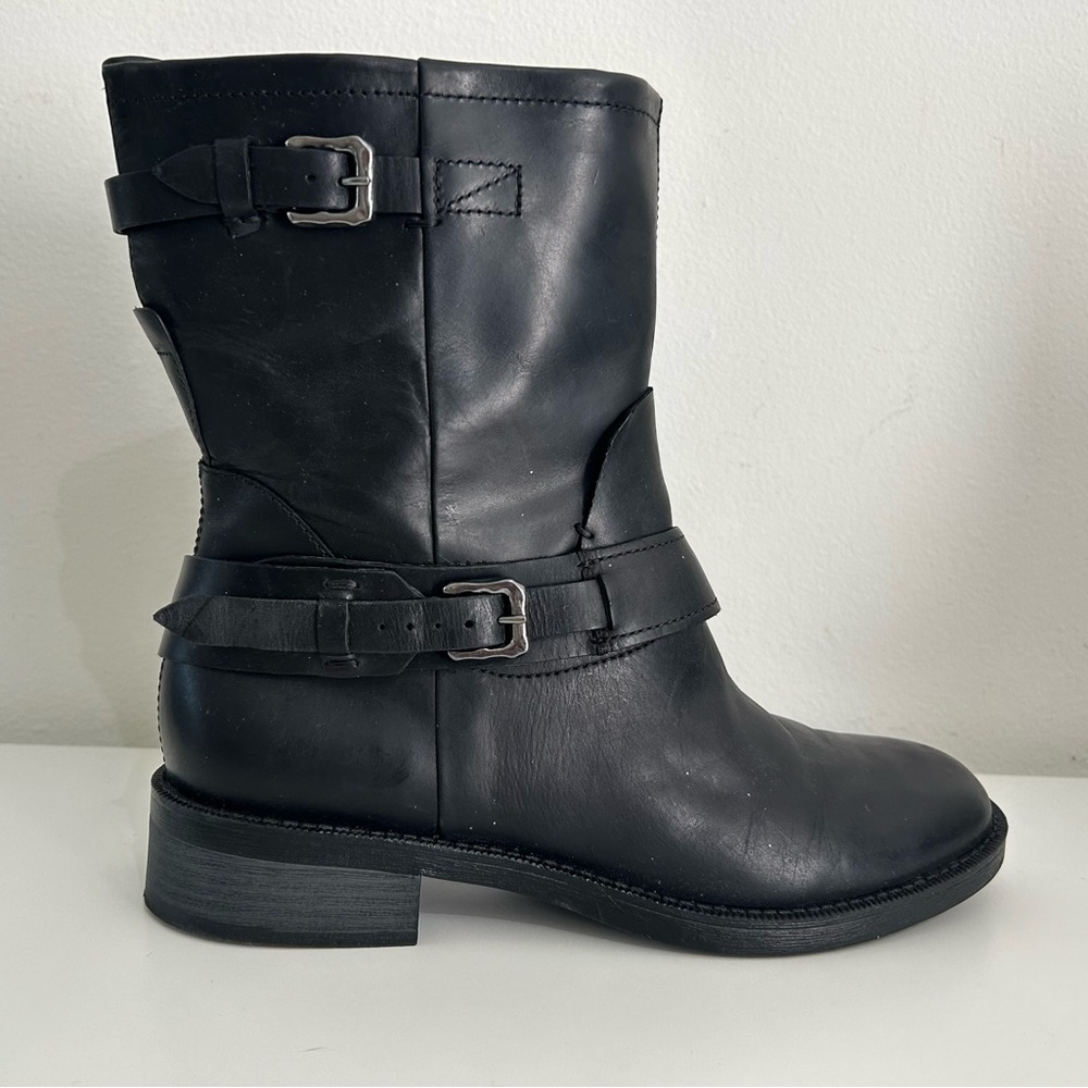 ENZO ANGIOLINI Black Nappa Leather SAHARIA Moto Biker Boots Sz 9 $170